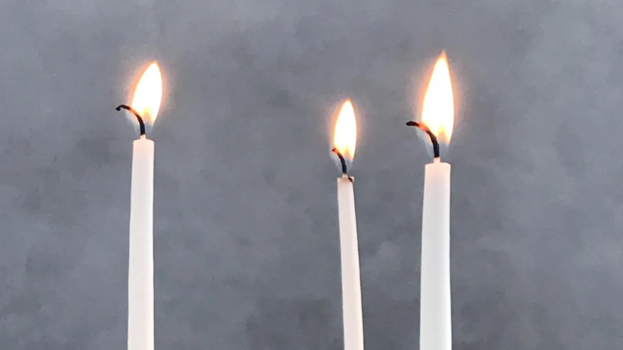 Drei Kerzen...IMG_2057 (Foto: Fran&ccedil;oise Sch&ouml;ni)